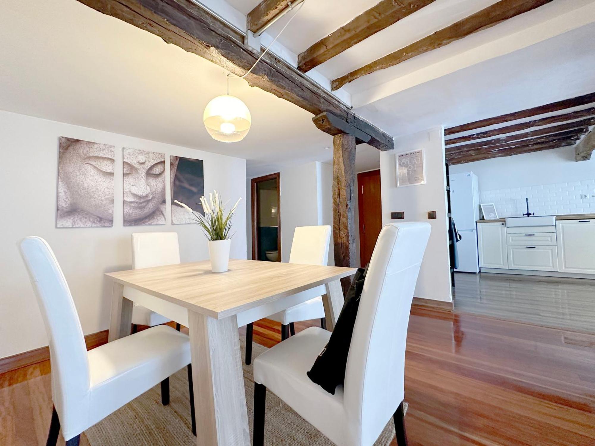 Apartamento De Diseno Junto Al Puerto De Castro Urdiales Apartment Exterior photo